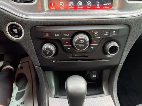 Used 2014 Dodge Charger R/T image 15