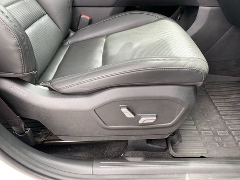 Used 2024 Hyundai Santa Fe Calligraphy FWD image 40