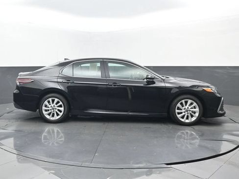 Used 2023 Toyota Camry LE w/ Convenience Package FWD image 2