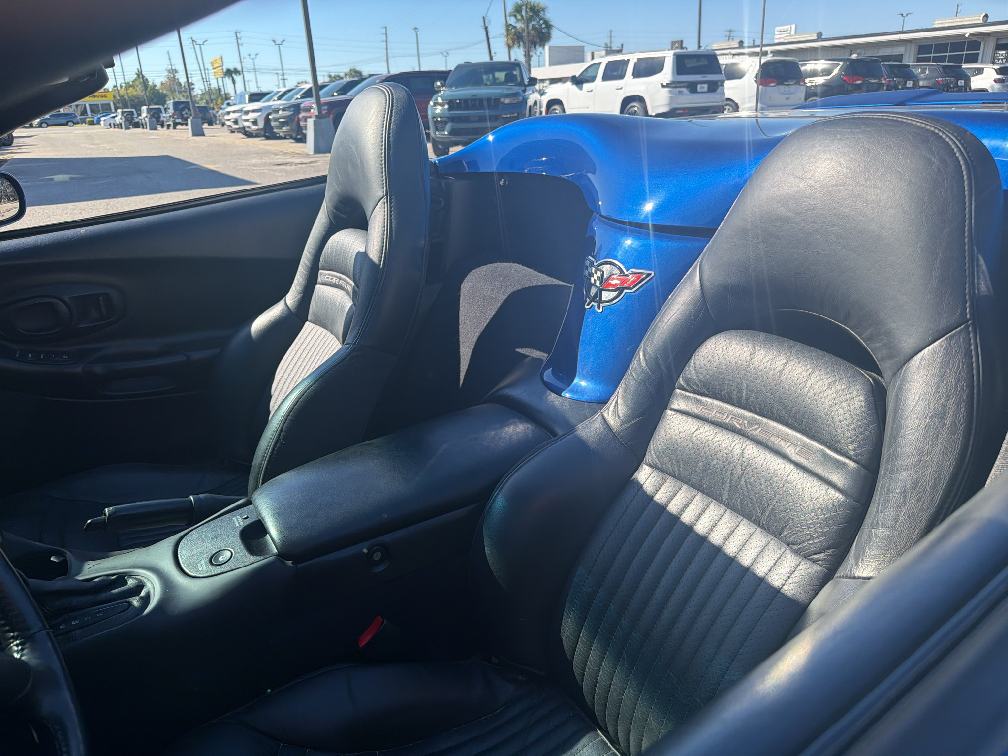 Used 2002 Chevrolet Corvette Convertible w/ Preferred Equipment Group2 RWD image 6