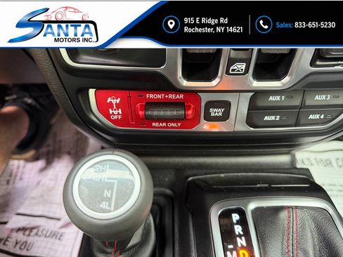 Used 2019 Jeep Wrangler Unlimited Rubicon w/ Cold Weather Group AWD/4WD image 12