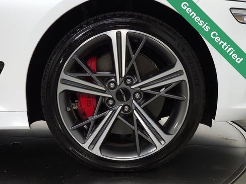 Used 2025 Genesis G70 3.3T Advanced image 13