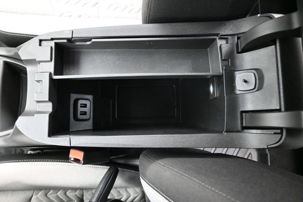 Used 2022 Chevrolet Equinox LT FWD image 26