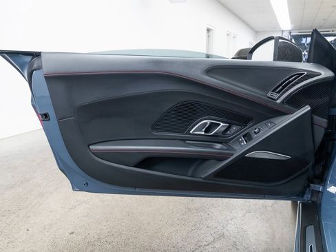 Used 2020 Audi R8 V10 performance image 13