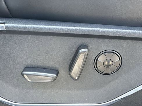 New 2026 Ford F350 Platinum w/ FX4 Off-Road Package image 12