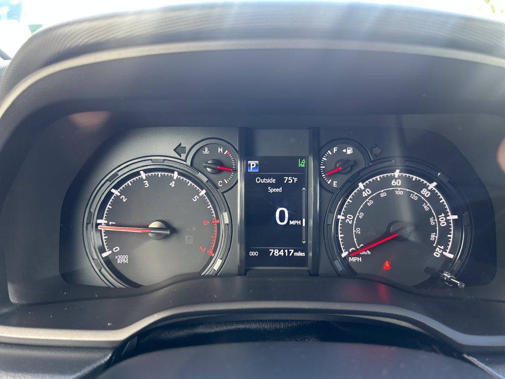 Certified 2020 Toyota 4Runner SR5 Premium AWD/4WD image 18