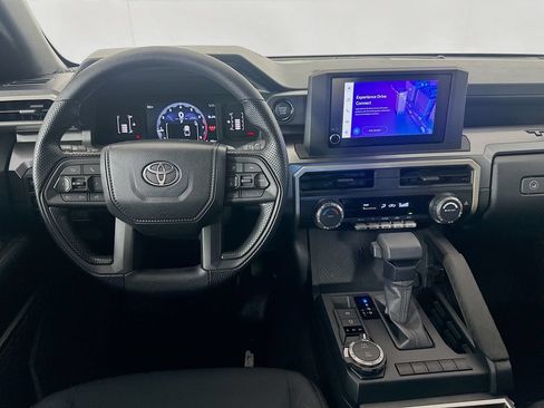 Used 2026 Toyota Tacoma SR5 AWD/4WD image 22