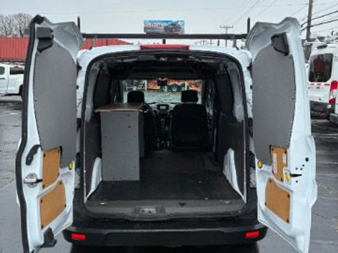 Used 2019 Ford Transit Connect XL image 11