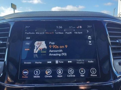 Used 2019 Jeep Grand Cherokee Overland image 27