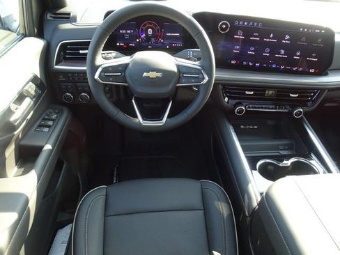 New 2026 Chevrolet Tahoe Premier w/ Sun And Tow Package AWD/4WD image 7