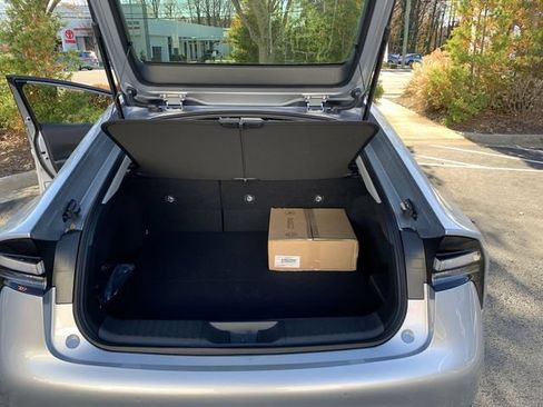 New 2026 Toyota Prius Plug-In Hybrid FWD image 33