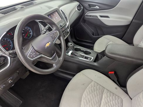 Used 2020 Chevrolet Equinox LS image 24