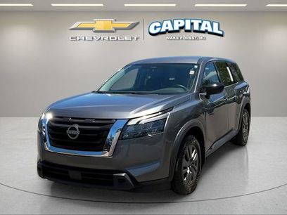 Used 2023 Nissan Pathfinder S
