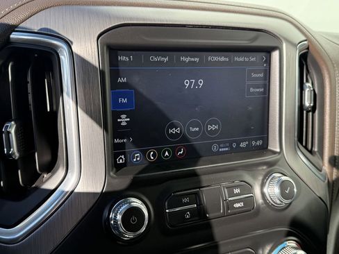 Used 2023 GMC Sierra 3500 Denali w/ Denali Ultimate Package image 23