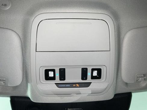 New 2026 Ford Explorer Active RWD image 22