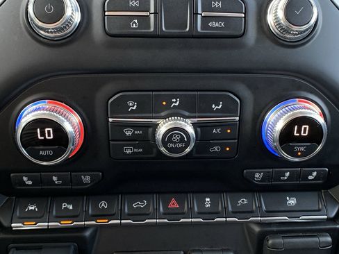 Used 2021 GMC Sierra 1500 SLT w/ SLT Premium Plus Package image 37