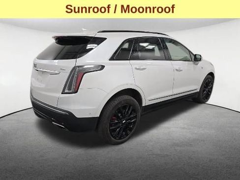 Used 2024 Cadillac XT5 Sportv w/ Platinum Package AWD/4WD image 5