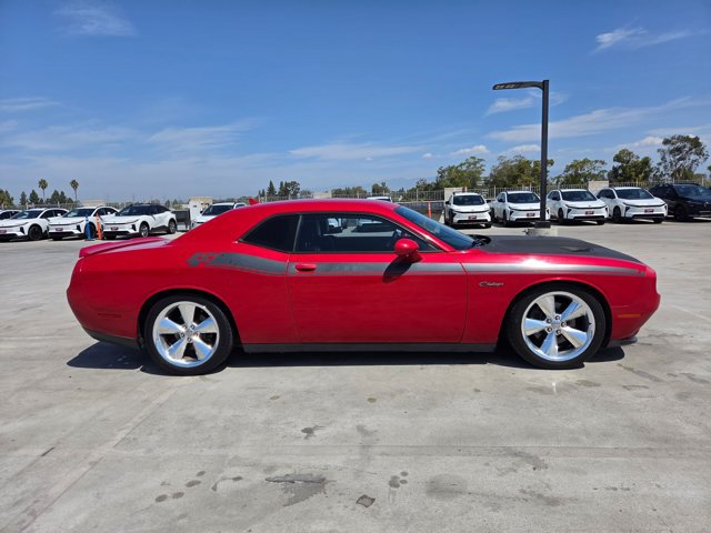 Used 2015 Dodge Challenger R/T Plus RWD image 4