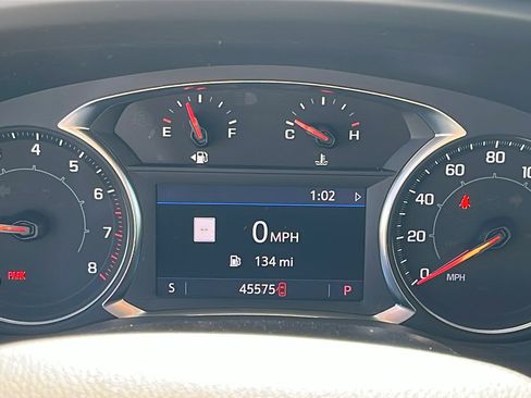 Certified 2023 GMC Acadia SLT image 14