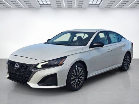 New 2026 Nissan Altima 2.5 SV FWD image 8
