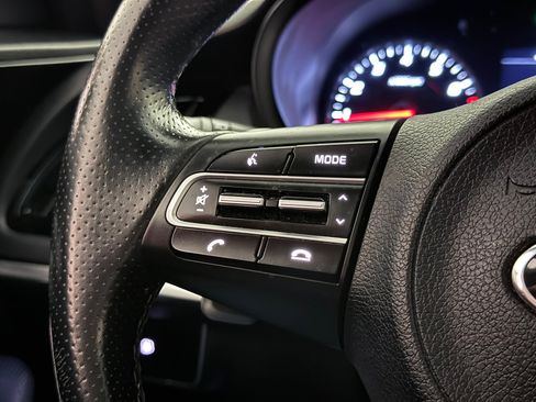 Used 2020 Kia Stinger GT-Line w/ Sun & Sound Package image 39