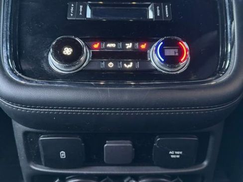 Used 2020 Lincoln Navigator L Reserve w/ Luxury Package image 22