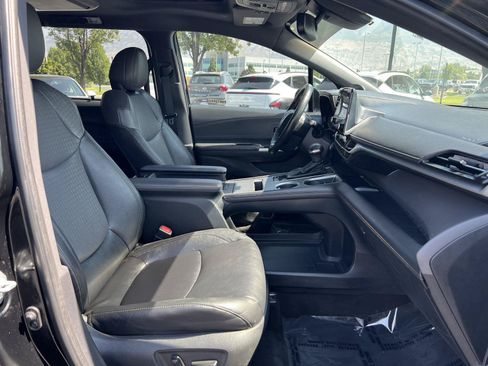 Used 2023 Toyota Sienna XLE Woodland Edition AWD/4WD image 17