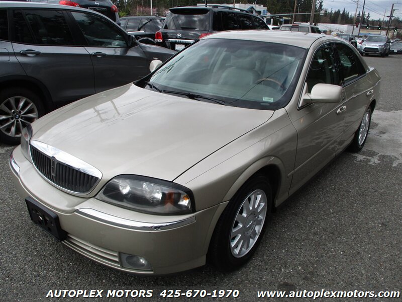 Used 2004 Lincoln LS RWD image 3