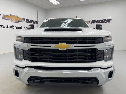 New 2026 Chevrolet Silverado 2500 LT AWD/4WD image 2