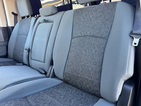 Used 2015 RAM 1500 Lone Star image 31