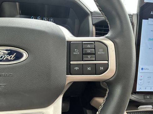 Used 2024 Ford Expedition Limited AWD/4WD image 16
