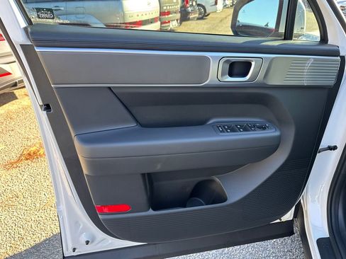 New 2026 Hyundai Santa Fe SE image 10