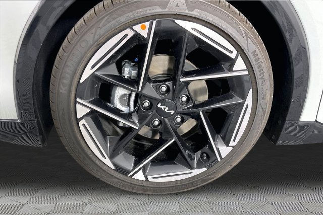 New 2027 Kia K4 GT-Line Turbo w/ GT-Line Sunroof Package FWD image 13