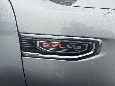 Used 2024 GMC Sierra 1500 AT4 w/ Technology Package image 7