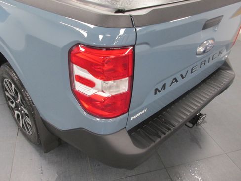 Used 2023 Ford Maverick Lariat w/ Lariat Luxury Package AWD/4WD image 11