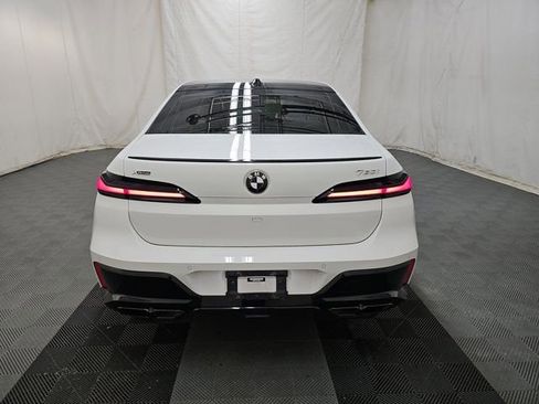 Used 2023 BMW 760i xDrive w/ Parking Assistance Package AWD/4WD image 4