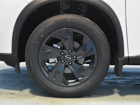 New 2026 Nissan Rogue SV w/ Cold Weather Package FWD image 21
