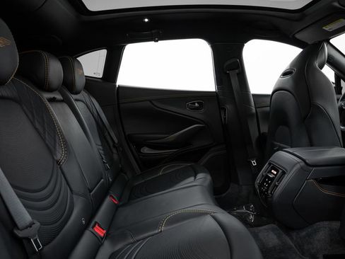 Used 2023 Aston Martin DBX 707 image 40