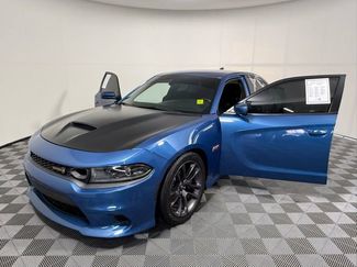 Used 2022 Dodge Charger Scat Pack video 2