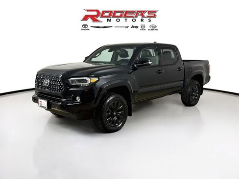 Certified 2023 Toyota Tacoma Limited w/ Nightshade Package AWD/4WD image 8