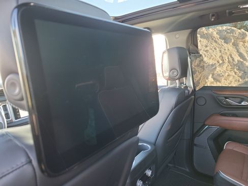 Certified 2023 GMC Yukon Denali Ultimate image 31