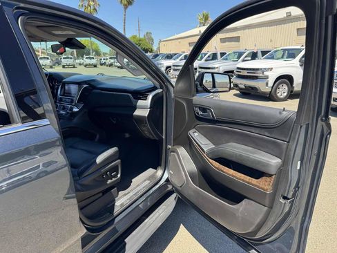 Used 2019 Chevrolet Tahoe LT AWD/4WD image 14