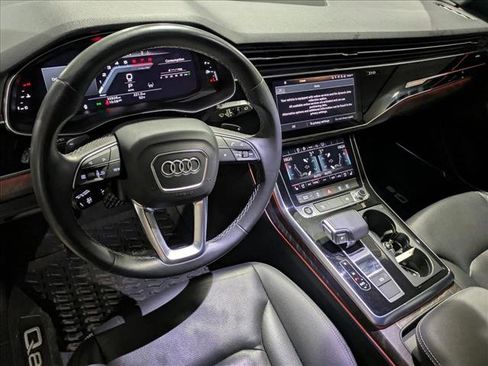 Used 2022 Audi Q8 Premium Plus image 13