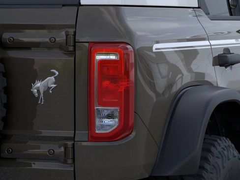 New 2026 Ford Bronco Heritage Edition AWD/4WD image 24