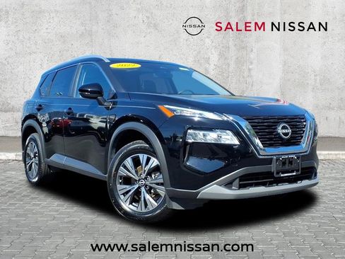Used 2022 Nissan Rogue SV w/ SV Premium Package image 1