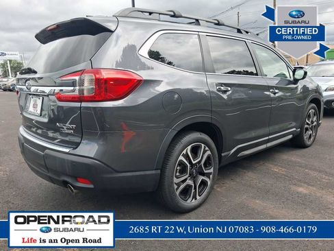 Used 2024 Subaru Ascent Touring AWD/4WD image 3