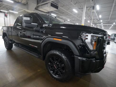 Used 2026 GMC Sierra 2500 AT4 w/ AT4 Preferred Package AWD/4WD image 35