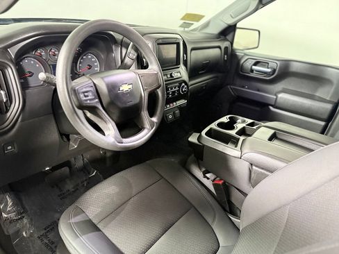 Used 2020 Chevrolet Silverado 1500 Custom w/ Custom Value Package AWD/4WD image 18
