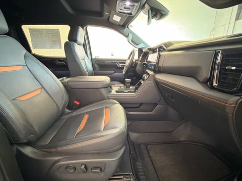 Used 2023 GMC Sierra 1500 AT4 w/ AT4 Premium Package AWD/4WD image 26