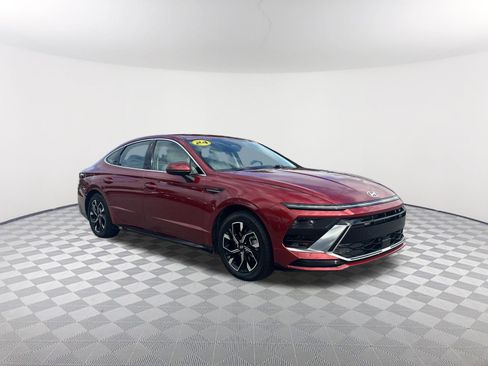 Used 2024 Hyundai Sonata SEL FWD image 3